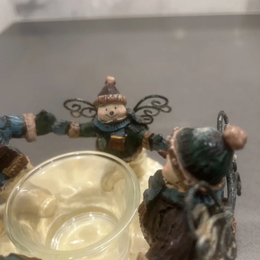 SWOFLAKE ANGELS Round Resin Candle Holder FAMILIES ARE FOREVER LOVE DOESN'T MELT